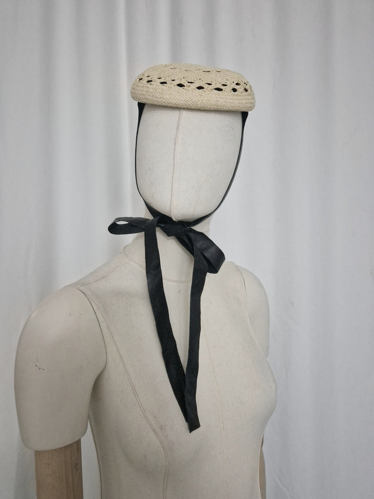 Panama toquilla straw hat with leather detailing