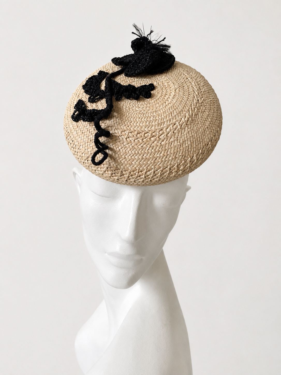 Natural Straw Fascinator with Sculptural Detail